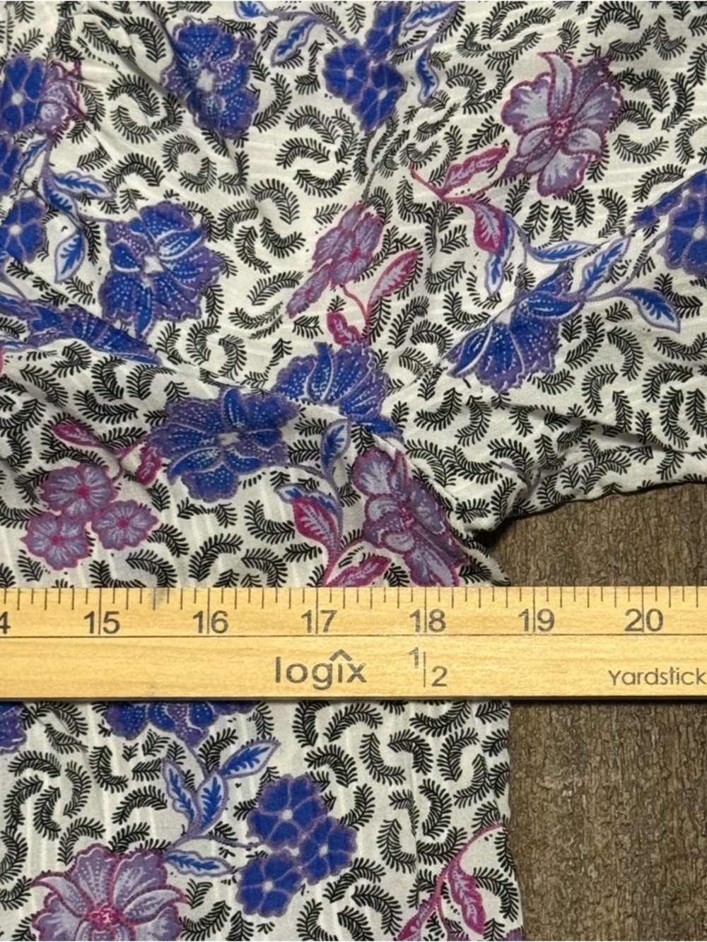 Loft Women’s Short Sleeve Puff Sleeve Blouse Floral Design White Purple Size XS - Picture 11 of 12